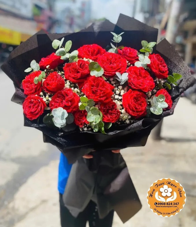 Bó Hoa Hồng Đỏ Tình Yêu Nồng Cháy